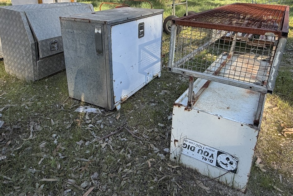 <p>3x Vehicle Toolboxes Three Units</p>
