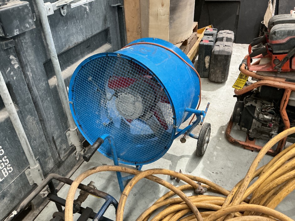 <p>Extractor Fan</p>