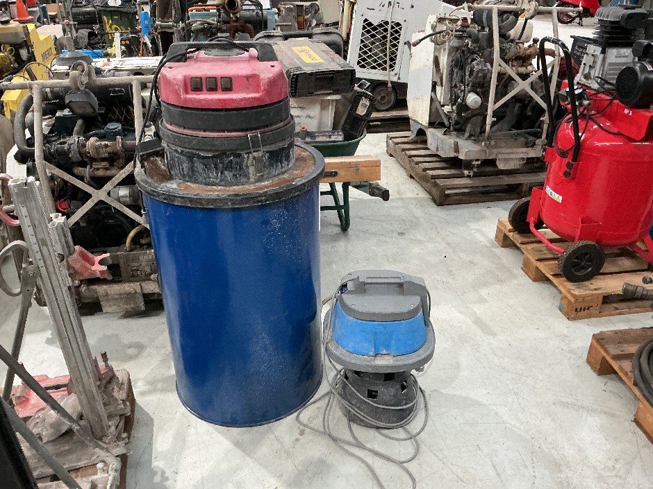 <p>Custom Slurry Vacuums</p>
