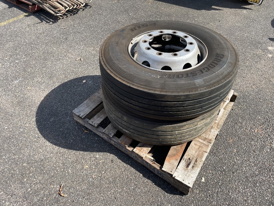 Truck Rims & Tyres