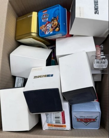 Assorted box of Adults and Childrens watches NB: Some may be missing strap,