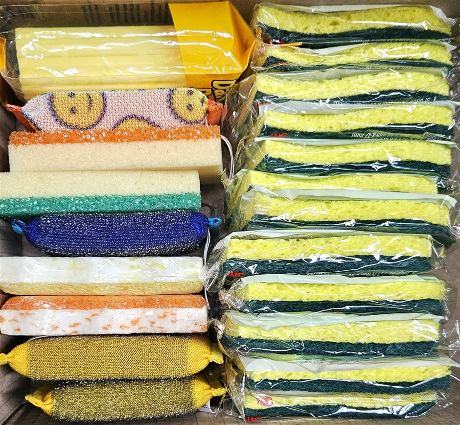 21 x Assorted Kitchen Sponges, Incl: SCRUB DADDY & SCOTCH BRITE.