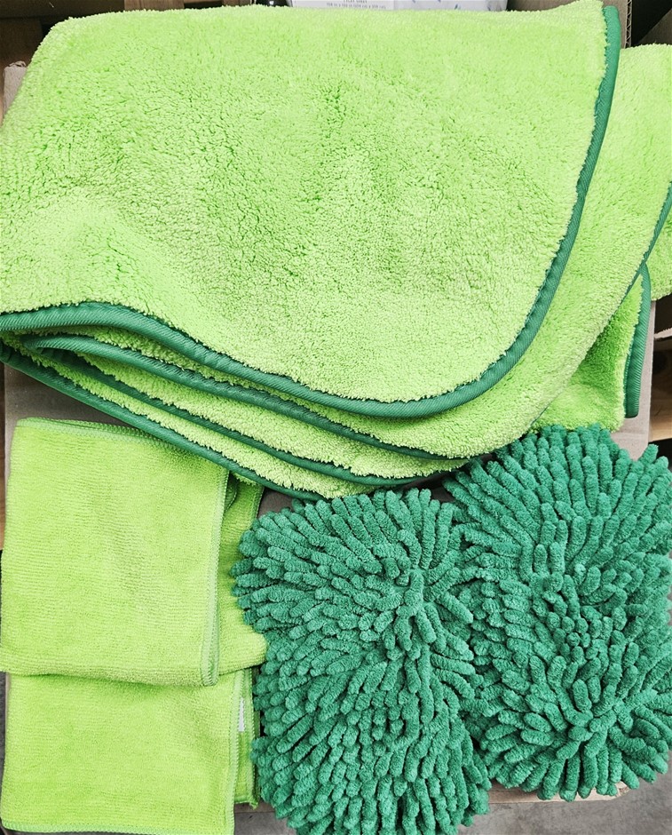 10 x Assorted Car Wash Cloths.