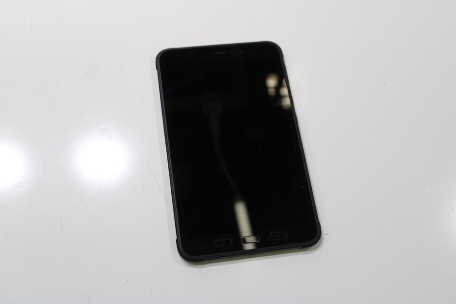 SAMSUNG GALAXY TAB ACTIVE 3 SM-T575