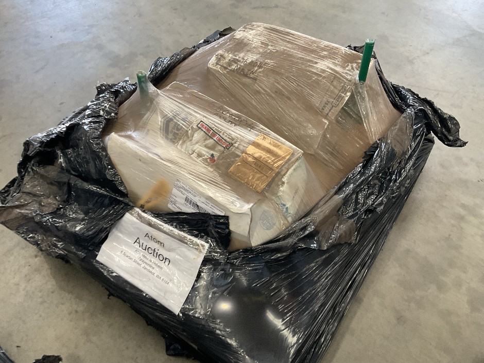 <p>Pallet containing Valve gates</p>
