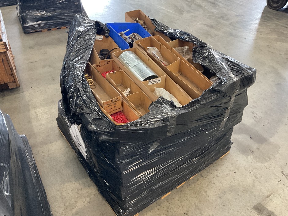 <p>Pipe Repair Clamps Camlocks Female Adapters Soilpipes Other Tools Pallet