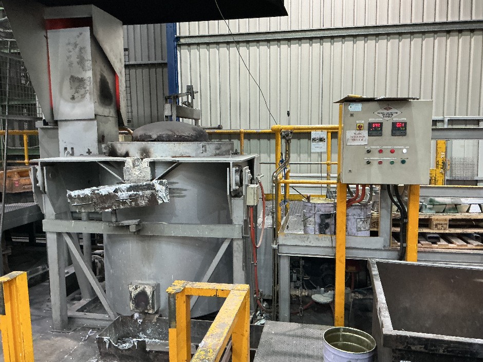 <p>Furnace Engineering Furnace Inc-Walkway</p>