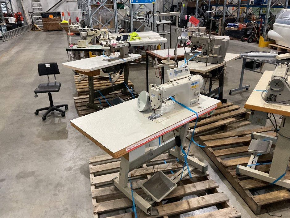 <p>JUKI Industrial Straight Sewing Machine</p>