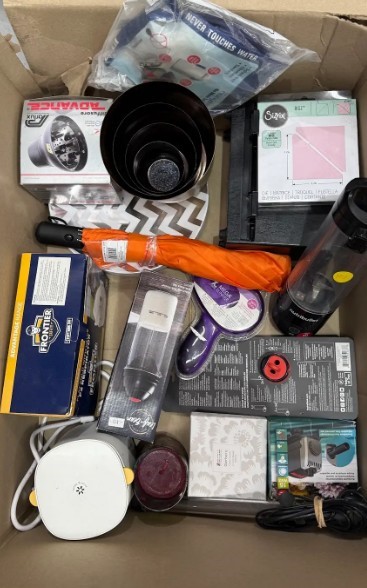 Assorted Homeware/Household Items incl: Umbrella, nutribullet, candle, curl