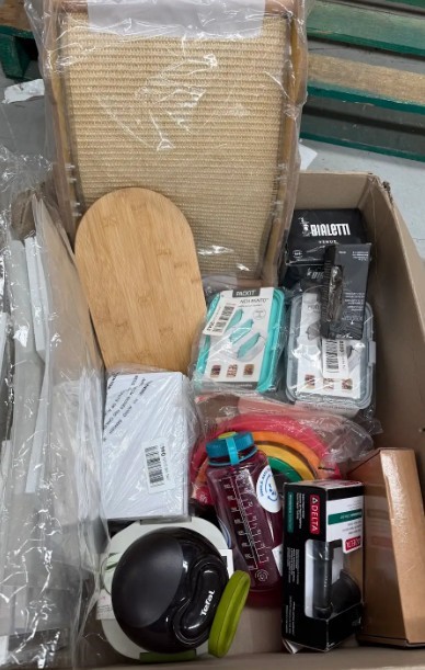 Assorted Box of Household Items incl brands: Delta, Tefal, Bialetti and mor