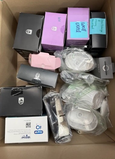 Assorted Box of Electric Toothbrushes and Atatchments/Accessories. NB: Item