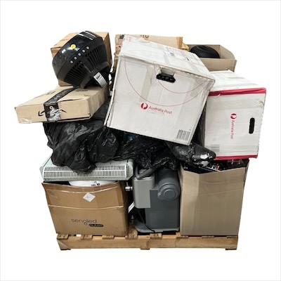 Assorted Returned Kitchen & Household Appliances.  Please refer to photos f