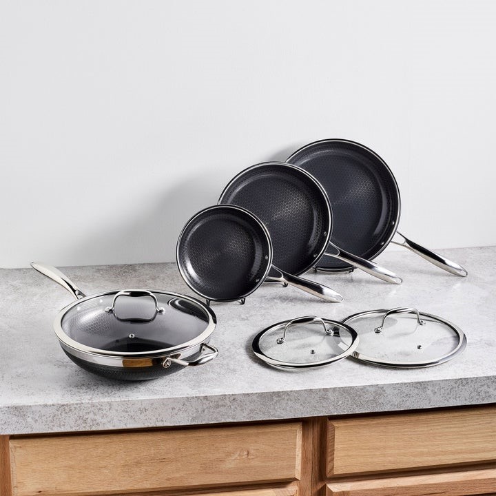 HEXCLAD 7pc Cookware Set. NB: Minor use, not in original packaging.