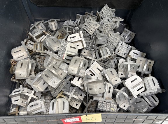 <p><b>Bosch profile - floor mounting brackets, for guarding</b></p>