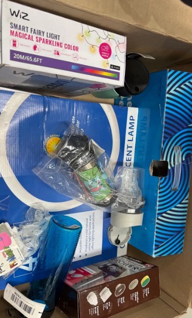 Assorted box of Household Items incl: Lighting products. NB: Items may not