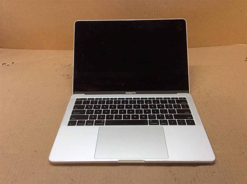 APPLE MACBOOK PRO(A1708)(EMC3164) Laptop I5-7360U 8GBRAM 256GB Silver