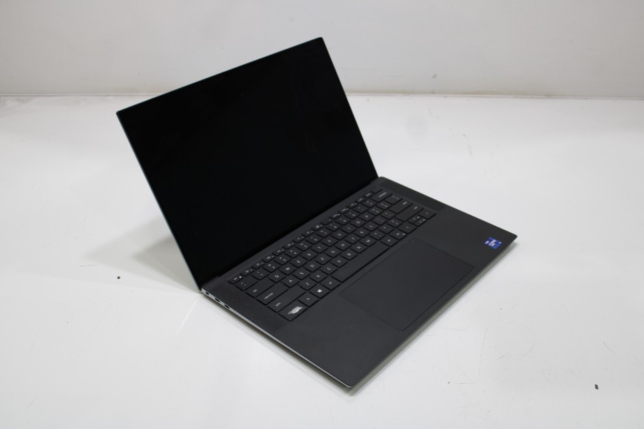 DELL PRECISION 5560