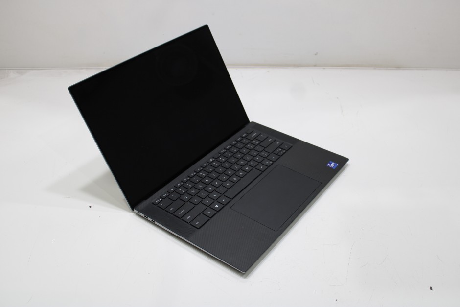 DELL PRECISION 5560
