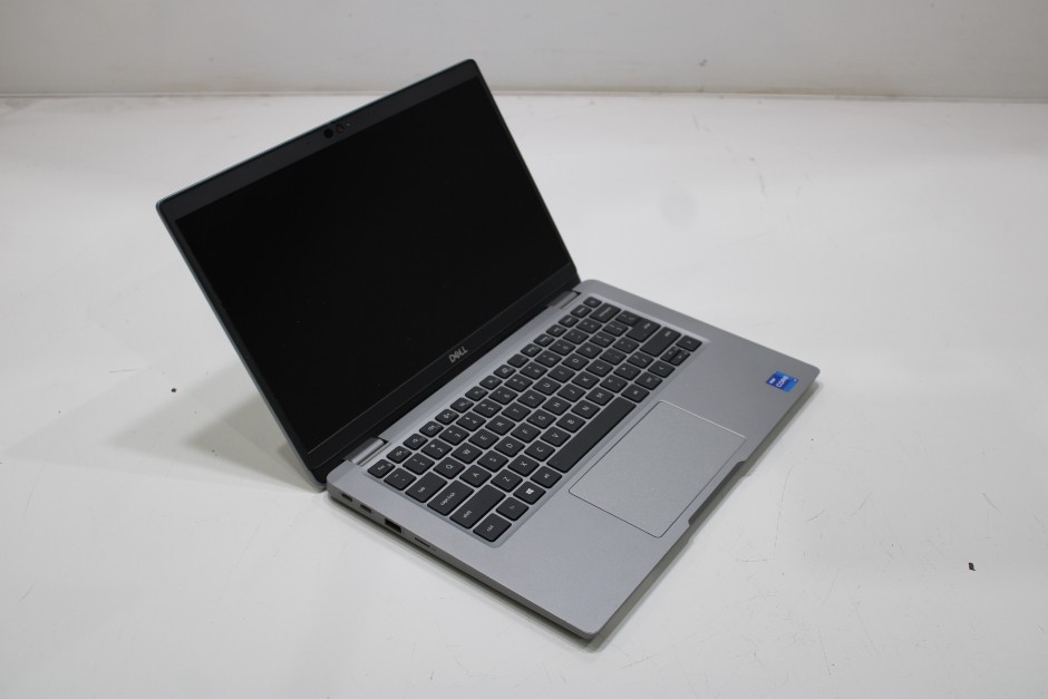 <p>DELL LATITUDE 5320</p>