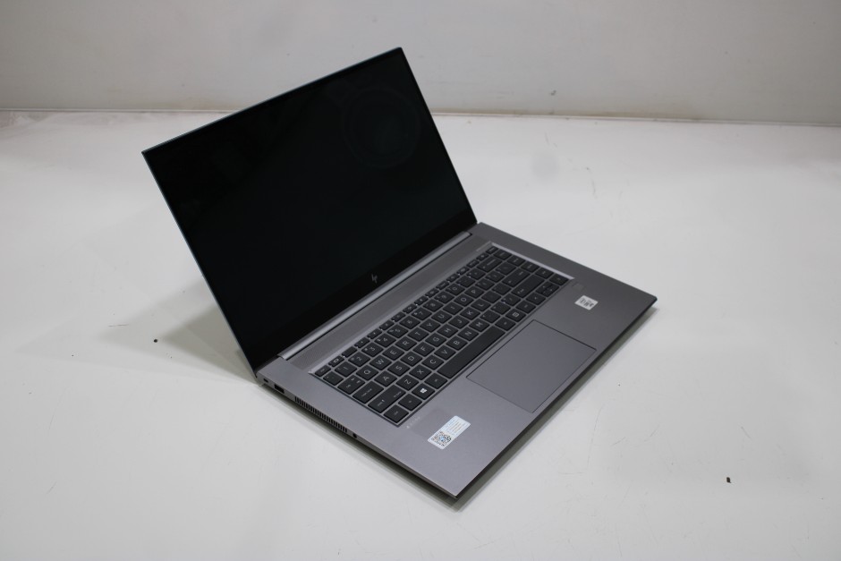 HP ZBOOK STUDIO G7 MOBILE WORKSTATION