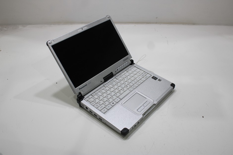 <p>PANASONIC TOUGHBOOK CF-C2CUCNXBA</p>