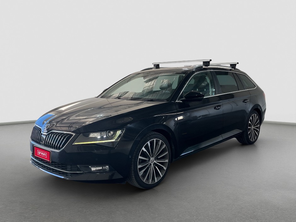 2017 Skoda Superb  Petrol