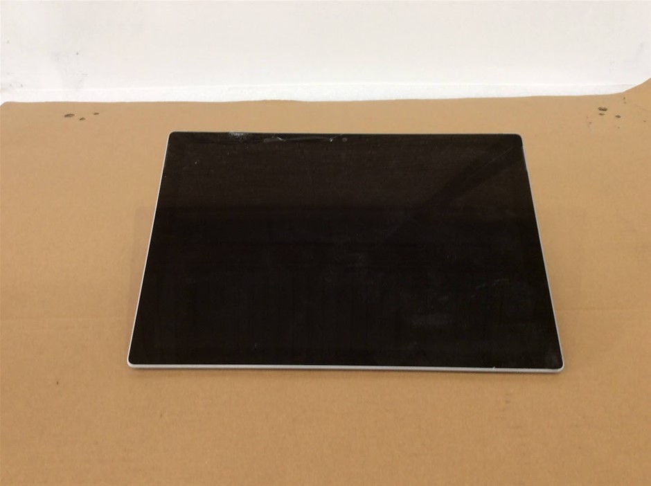 Microsoft Surface Pro 4 (1724) Laptop i5-6300U 4GBRAM 128GB Silver