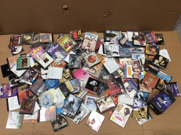 Mixed Assorted DVD / VCD / CD Movies