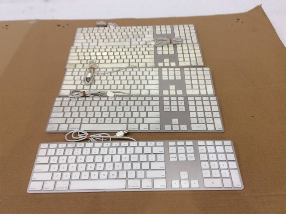 Apple A1243 full-size Keyboards (Lot of 5)
