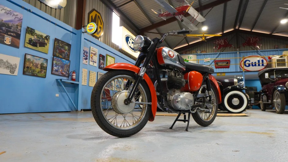 1964 BSA B40