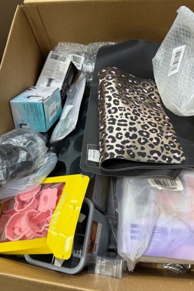 Assorted Box of Kitchenware/Homeware Items.  NB: Items may not be in origin