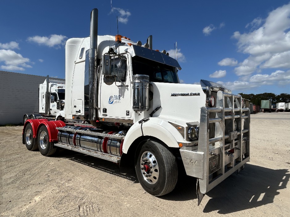 2022 Kenworth & 2021 Western star Prime Movers