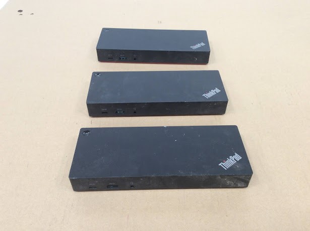 Lenovo ThinkPad Hybrid USB-C/USB-A Dock DUD9011D1 (Lot Of 3)