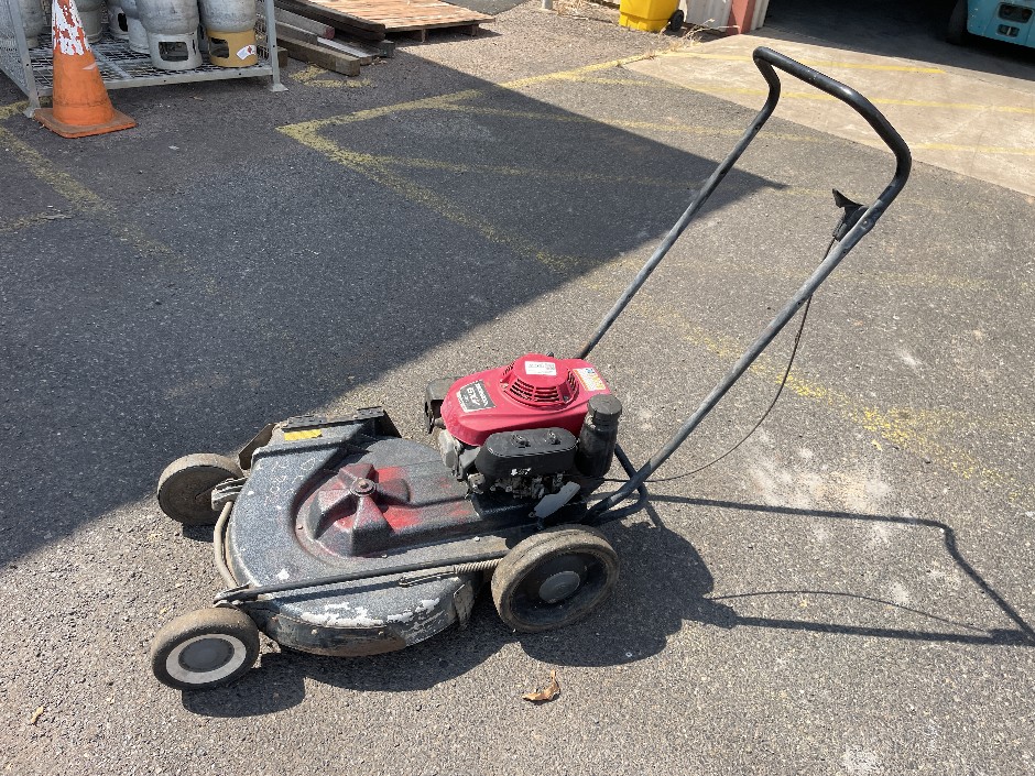 Honda Side Discharge Petrol Mower (GXV160)