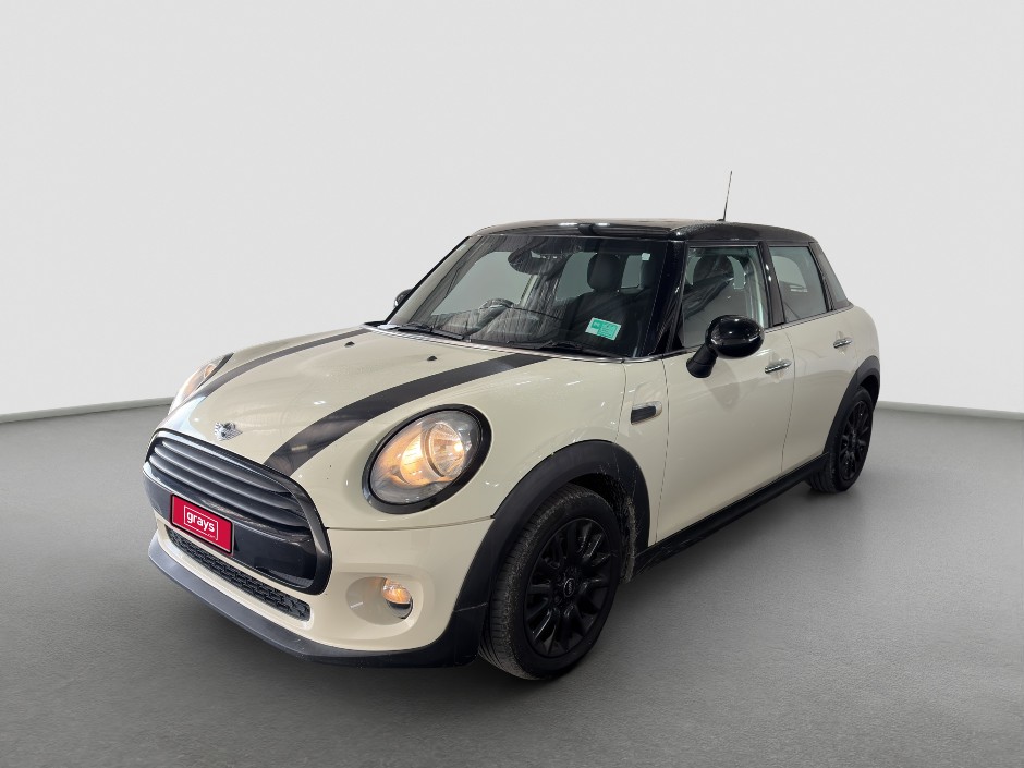 2015 MINI Cooper  Petrol