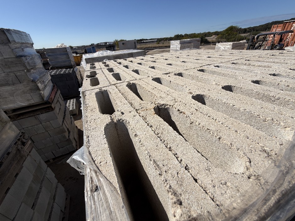Concrete Building Blocks - Code 10.01 Grey with Smooth Face 90mm x 390mm