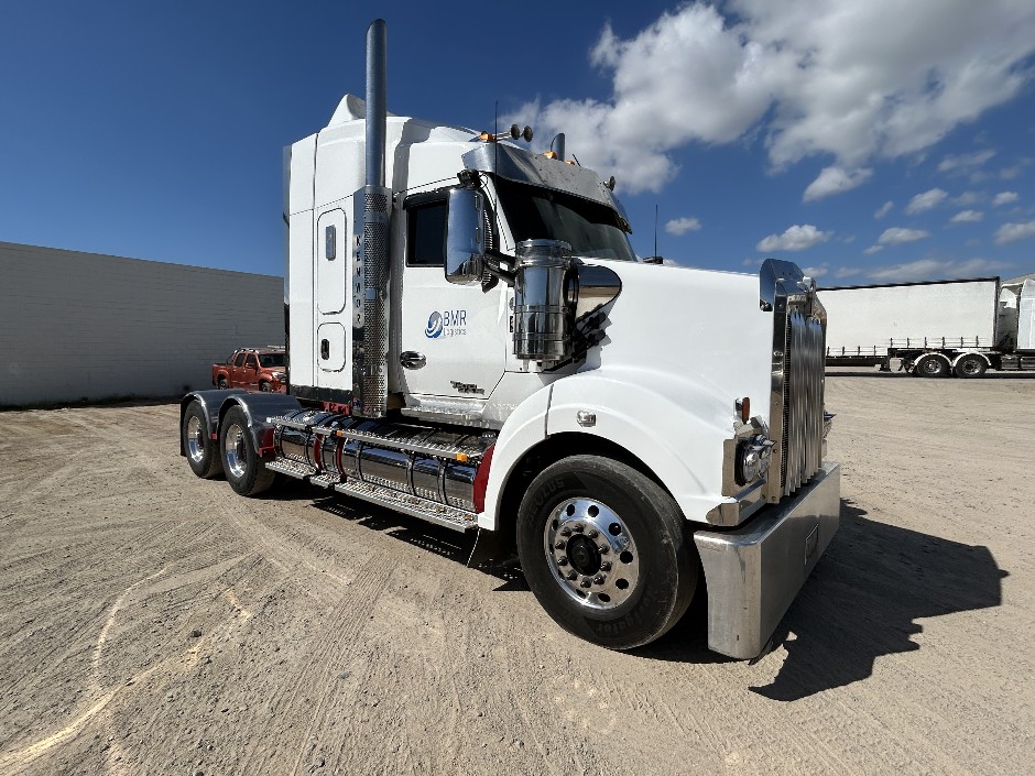 2022 Kenworth T610 SAR Prime Mover Truck