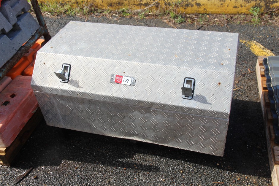 <p>Alloy Tray Mount Tool Box (Sticker 171)</p>