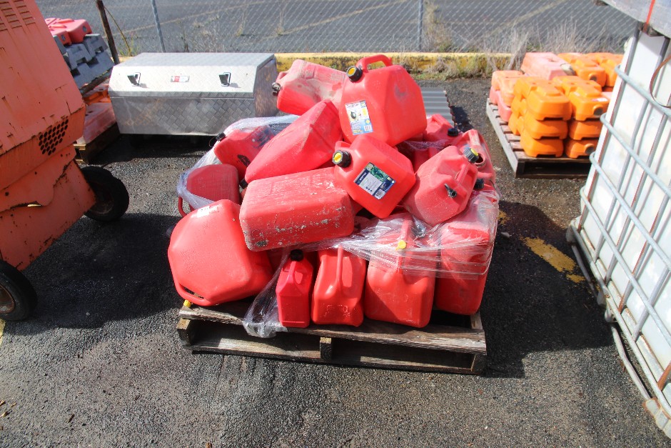 <p>Poly Fuel Jerry Can</p>