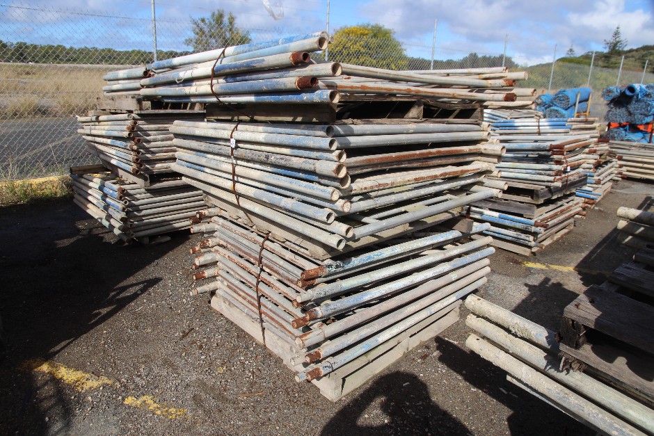 Bricker-Scaffolding End Frames (Sticker 184)