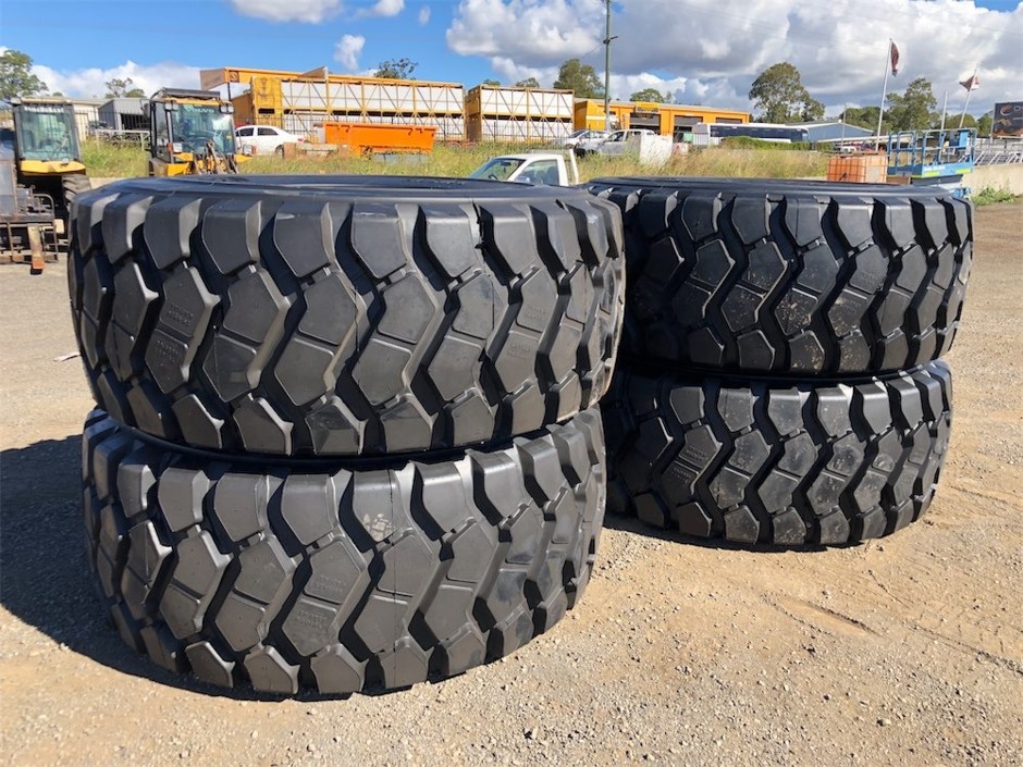 Quantity of 4 29.5-R25 Radial Earthmoving Tyres (Unused),