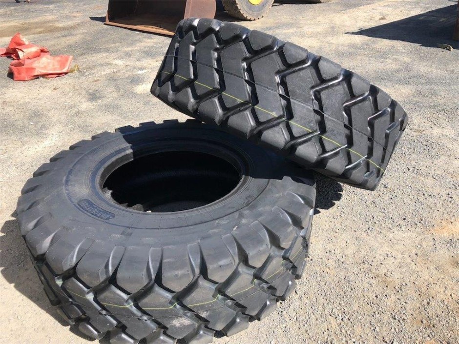 Quantity of 2 17.5-25 Earthmoving Tyres (Unused)