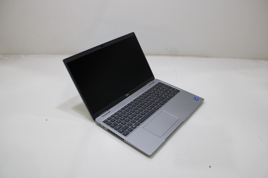 DELL LATITUDE 5520