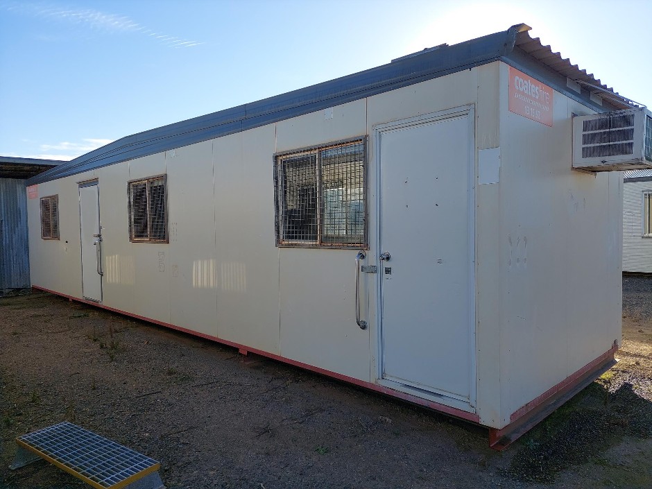 <p>Pigdon Portable Building Shell 12.0M x 3.0M - Cyclonic Rated ** Sheppart