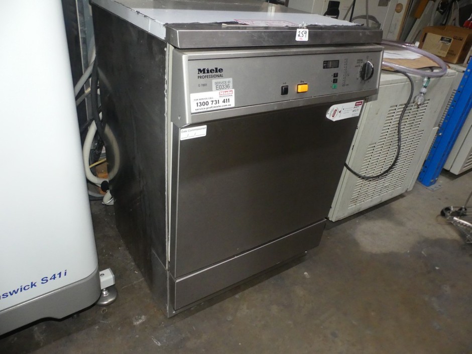 <p>Washer for Laboratory Glassware</p>