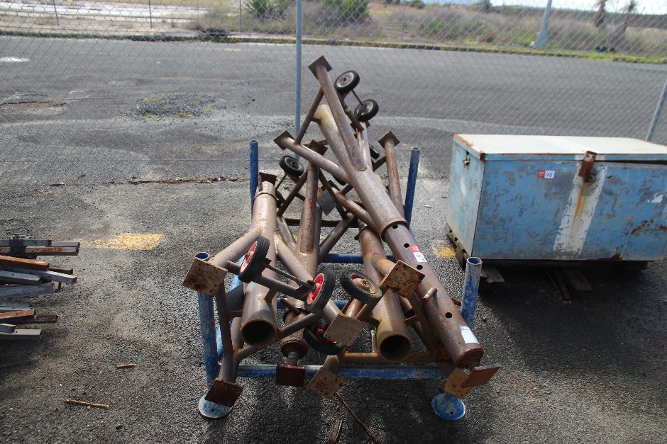<p>Building Heavy Duty Steel Props</p>