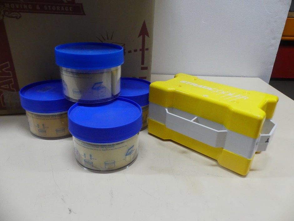 <p>Cryogenic Storage Jars</p>