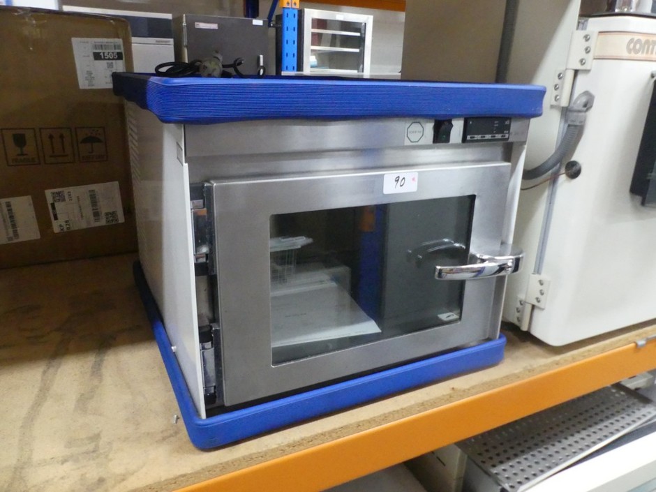 Freezer +10C To -20C 30 Litre Capacity Bench Top Front Loading