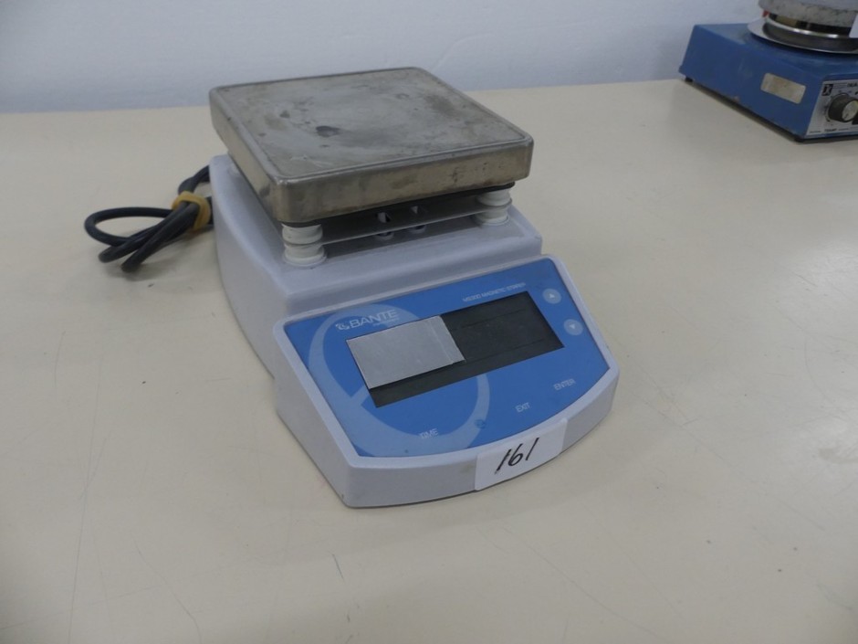 <p>Magnetic Stirrer with Variable Speed Control 135mm Plate</p>