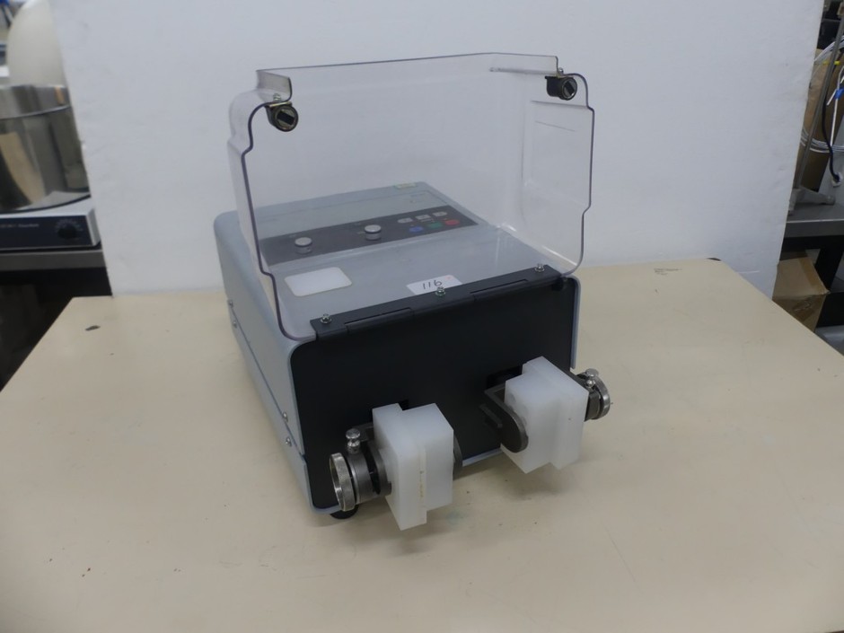 <p>Mixer Mill for Biological Samples, Variable Speed</p>